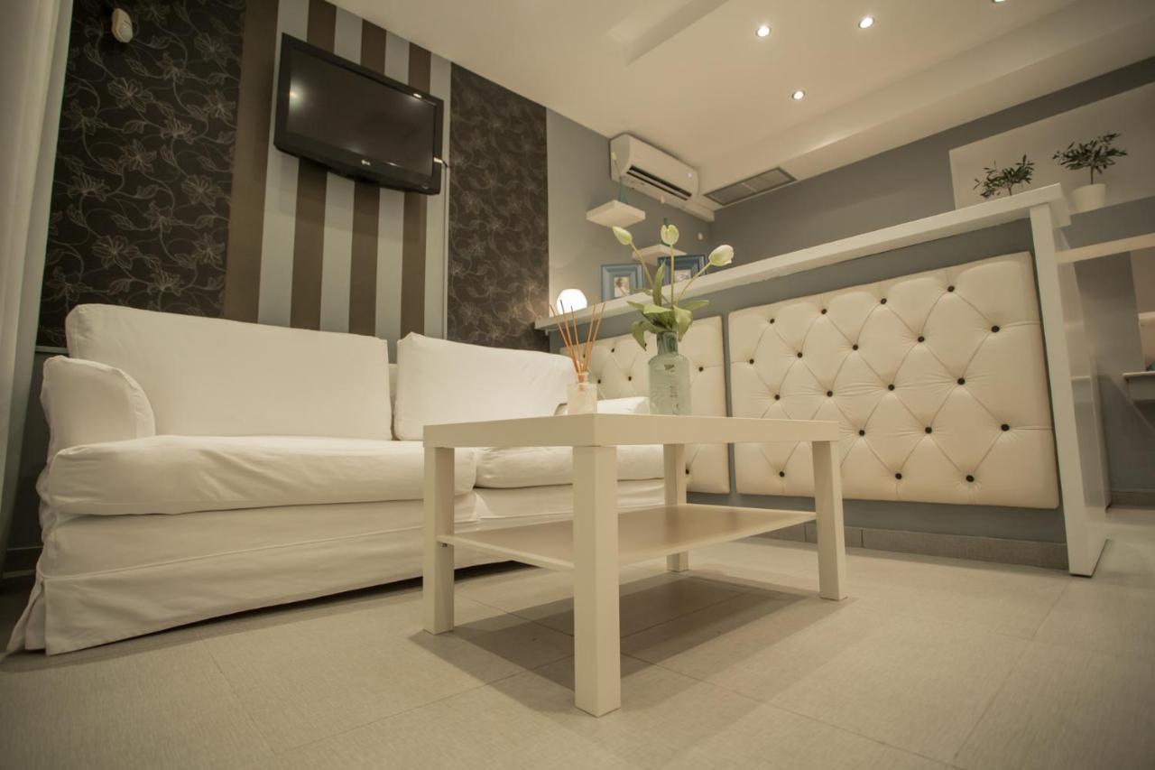 Apollonio Upper View Suites Corinth Екстер'єр фото