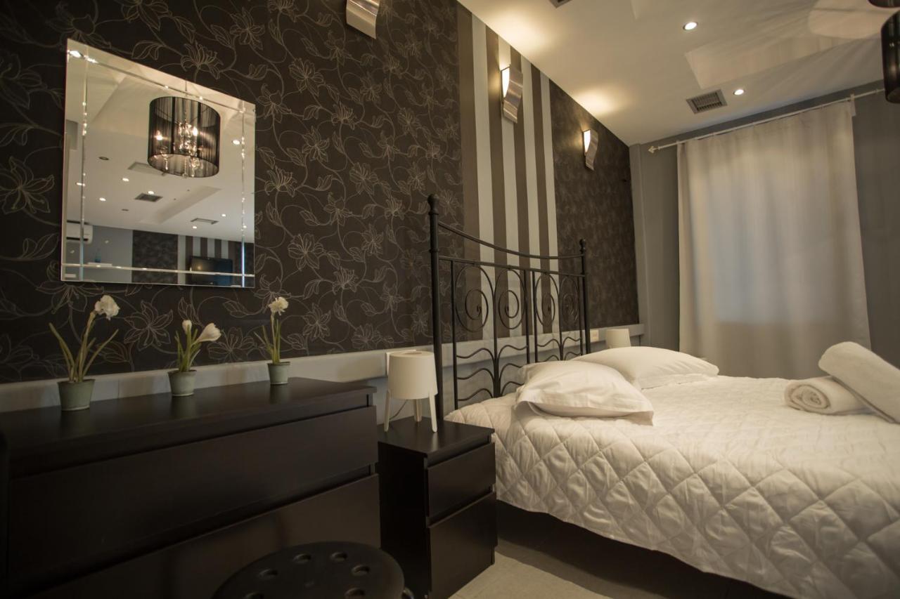 Apollonio Upper View Suites Corinth Екстер'єр фото